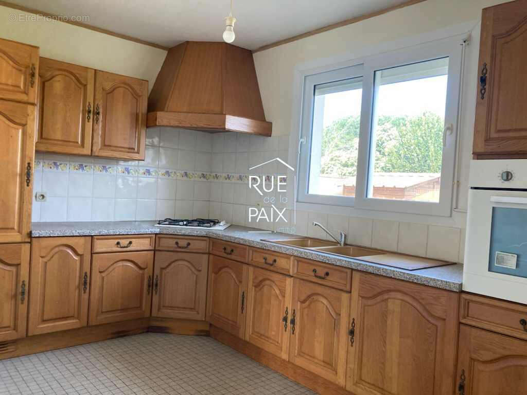 Maison à DANGE-SAINT-ROMAIN