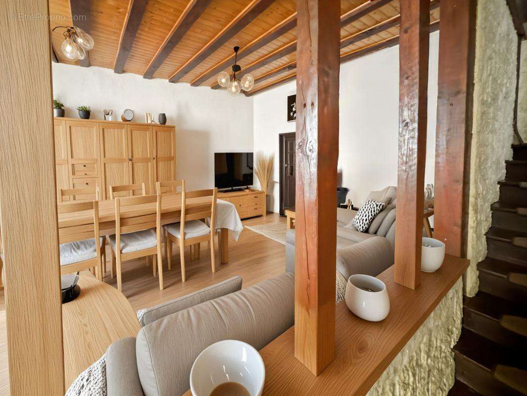 Maison à SAINT-LAURENT-DES-BOIS