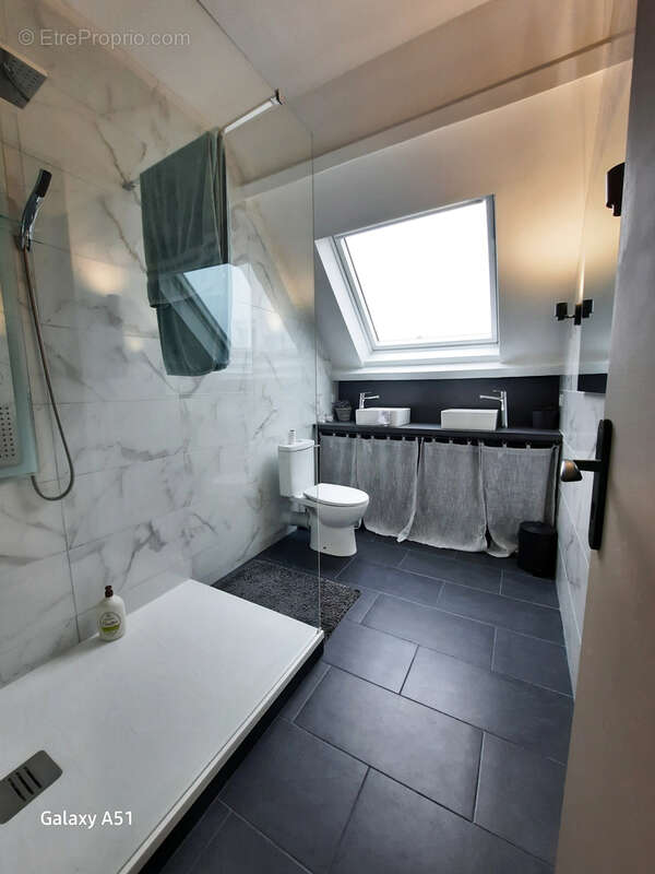 Maison à CRECY-LA-CHAPELLE