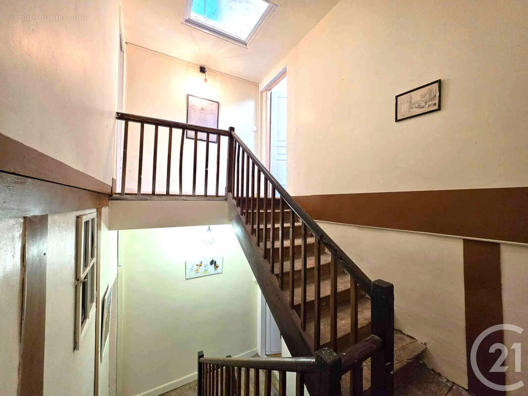Maison à MONTESQUIEU-VOLVESTRE