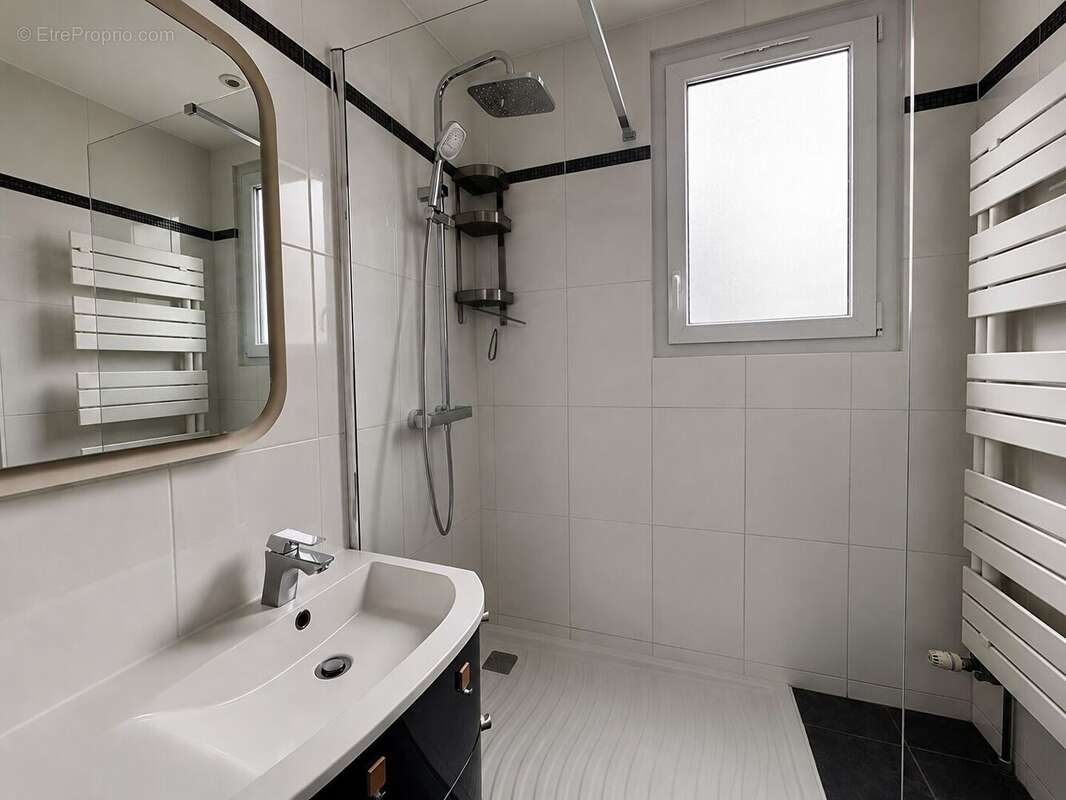 Appartement à LA ROCHETTE