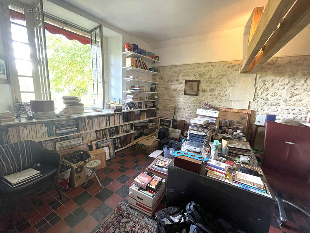 Maison à SAINTE-GENEVIEVE