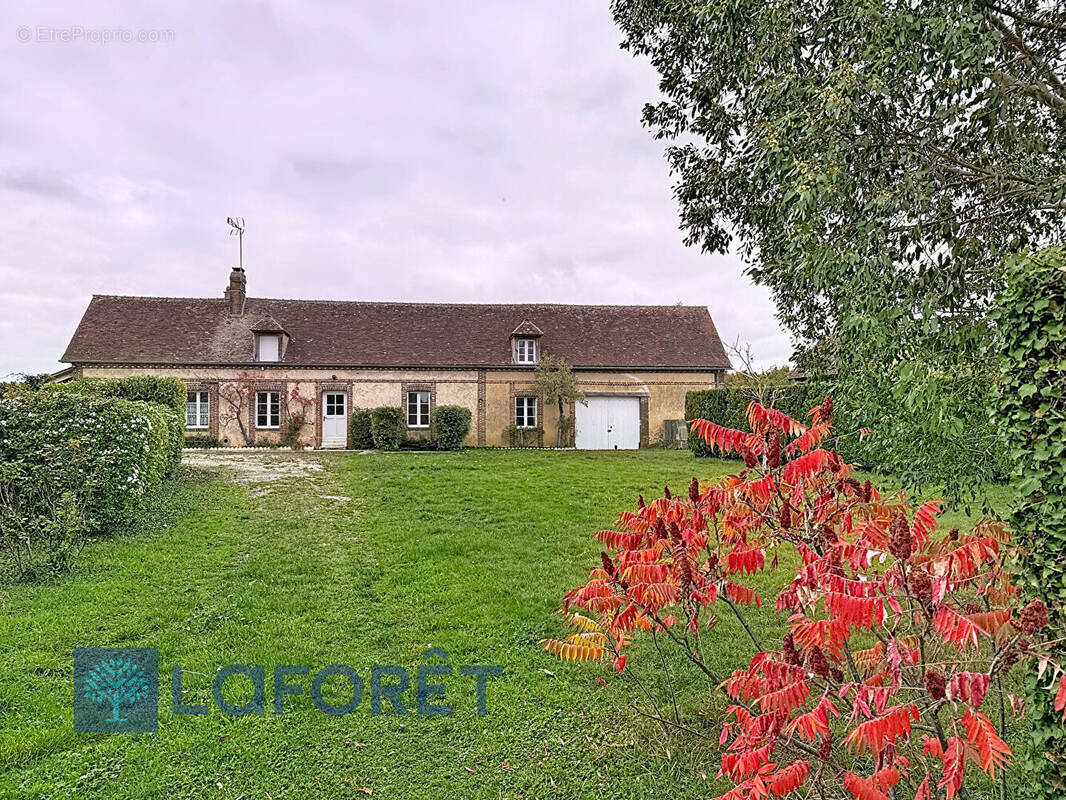 Maison à TILLIERES-SUR-AVRE