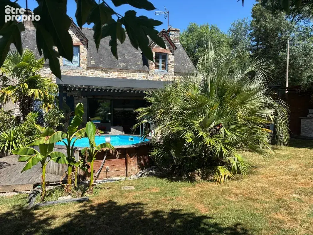 Maison à LA GACILLY
