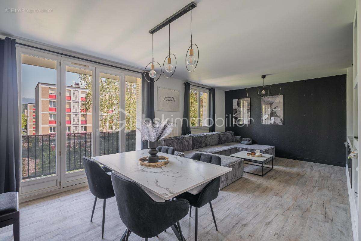  Coup de cœur : T4 spacieux et lumineux avec balcon à Pont-de-Claix - photo 2