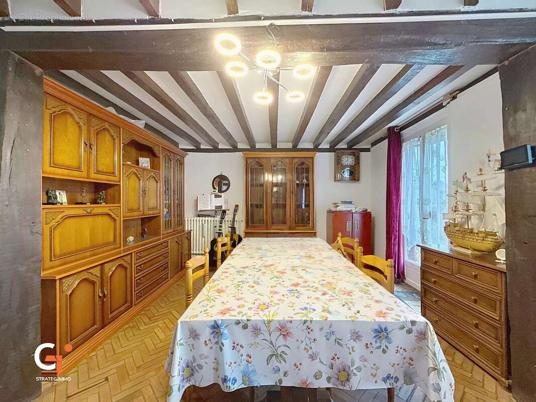 Maison à LYONS-LA-FORET