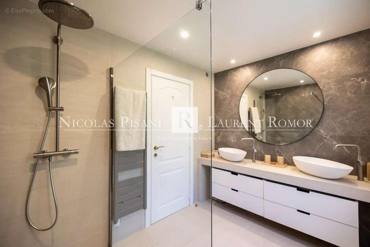 Appartement à VILLEFRANCHE-SUR-MER