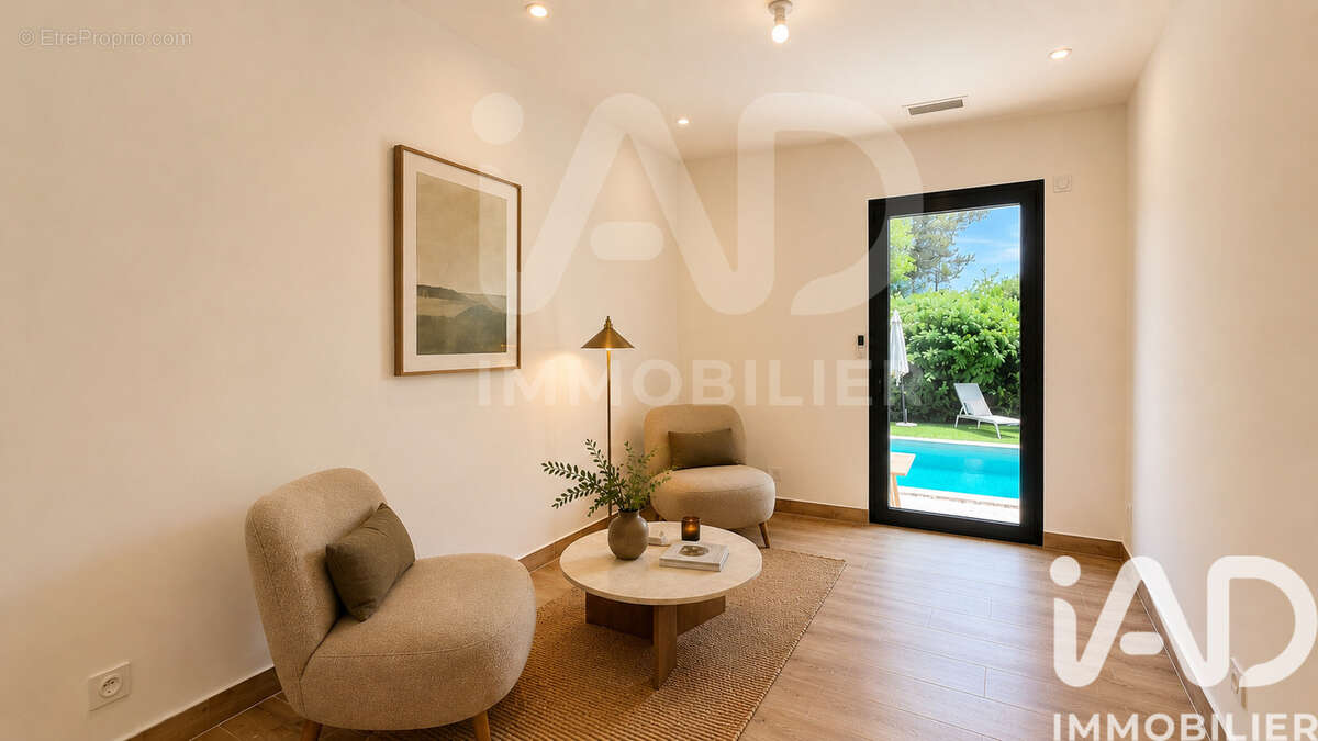 Photo 7 - Maison à NIMES