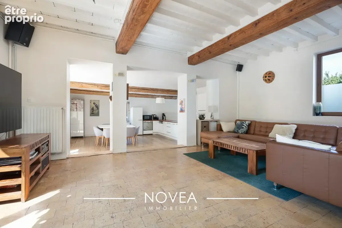 Maison 9 pièces 225 m² à vendre à Miserieux (01600) - photo 6