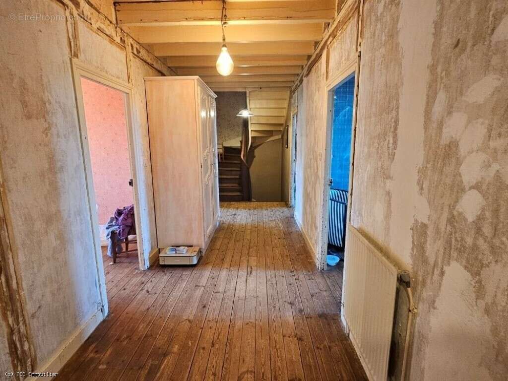 Maison à CHAMPAGNE-MOUTON