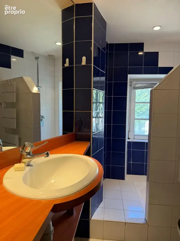 Chaleureux 3 pièces en duplex au Centre-Ville ! - photo 11