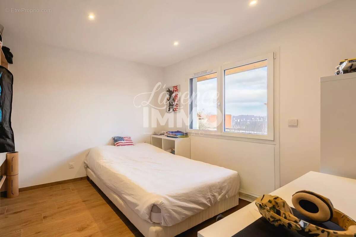 Appartement à SAINT-JORIOZ