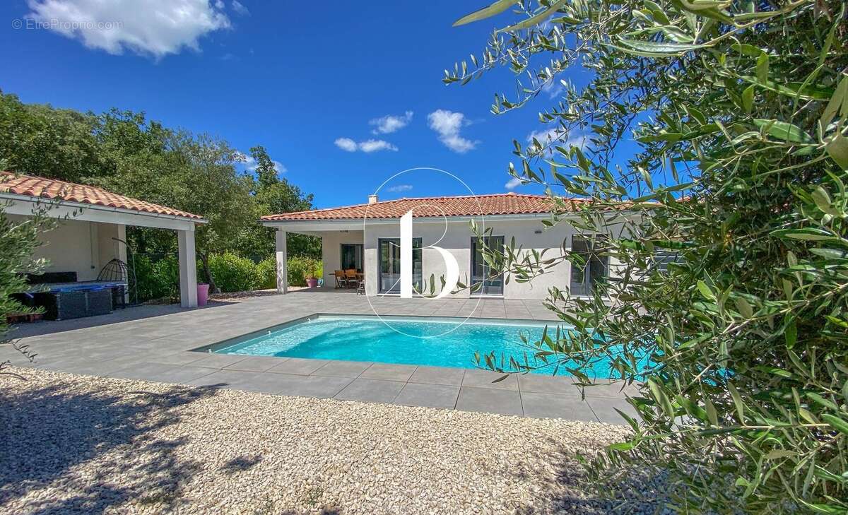 Maison 138 m² à Goudargues  - photo 26