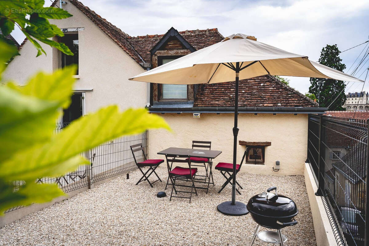 Àu cœur d'Amboise, gite de 40m2 avec 1 chambre + chambre d'appoint en mezzanine, terrasse de 25m2 - photo 2