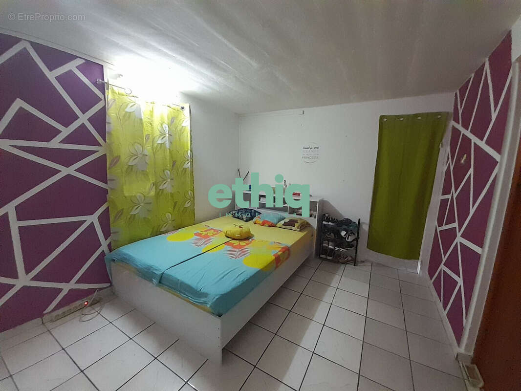 Maison à CAPESTERRE-BELLE-EAU