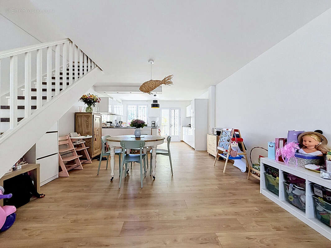 Maison à NANTERRE