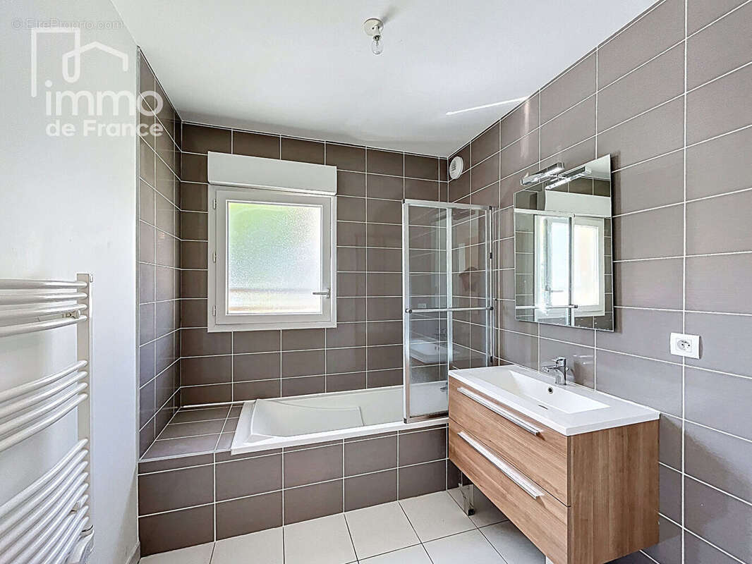 Appartement à ARCHAMPS