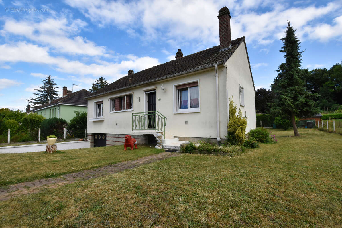 Maison à DREUIL-LES-AMIENS
