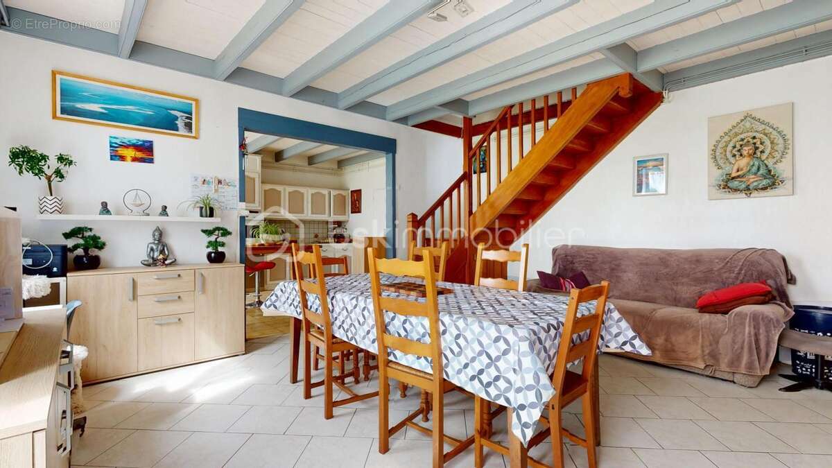 Maison à PLASSAY