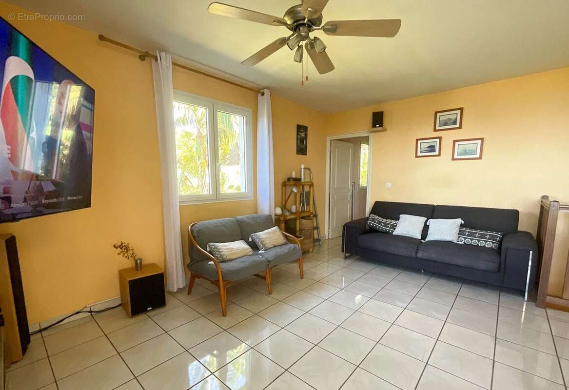 Maison à LES AVIRONS