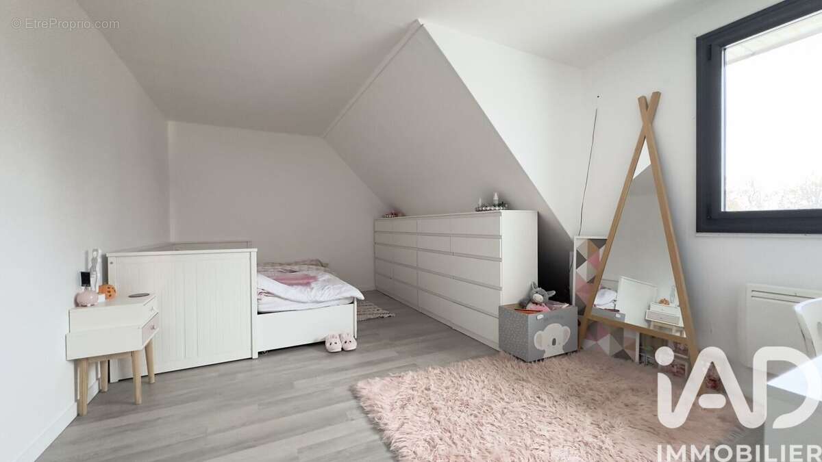 Photo 8 - Maison à ELANCOURT