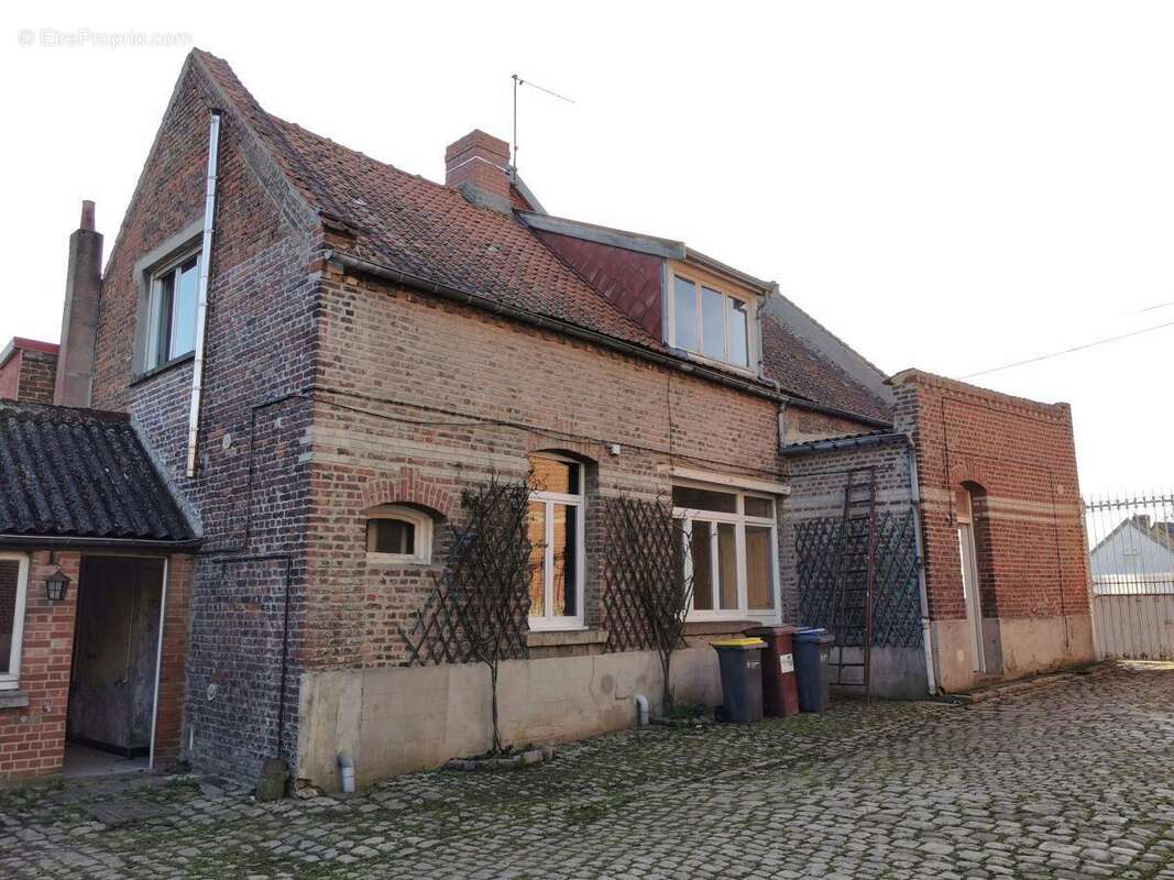 Maison à AUBIGNY-AU-BAC