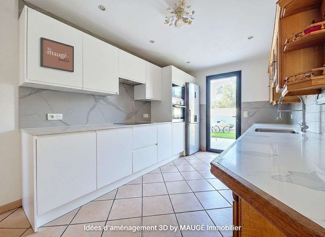 Maison à SAINT-PIERRE-DE-CHANDIEU