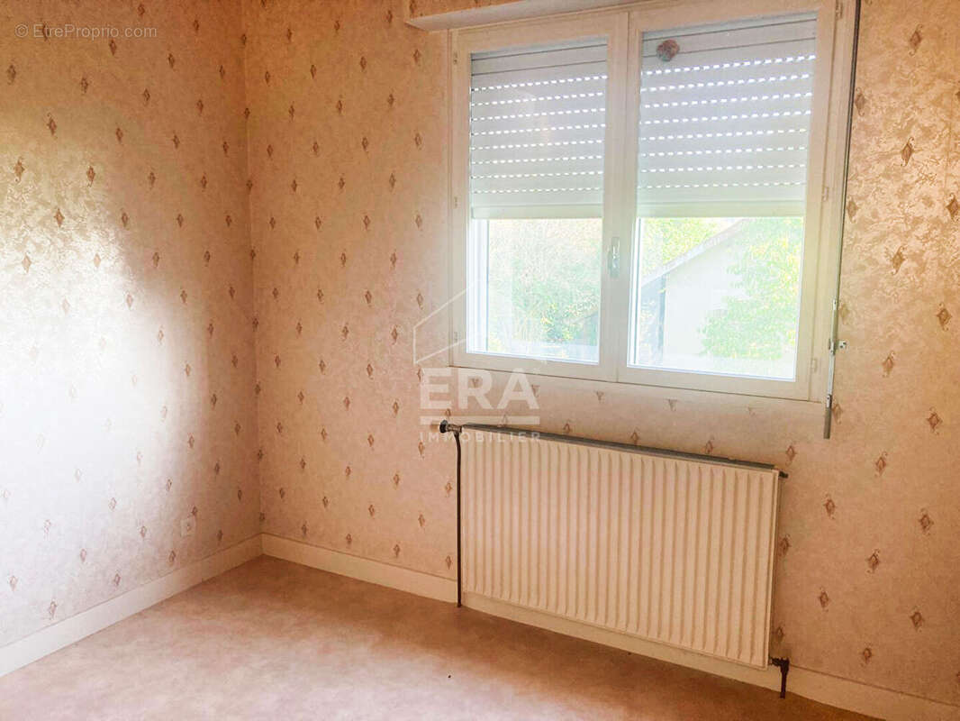 Maison à MONTBOILLON