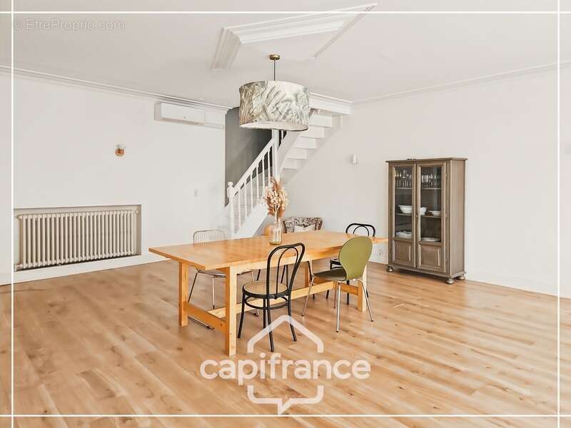 Maison à CASTELCULIER
