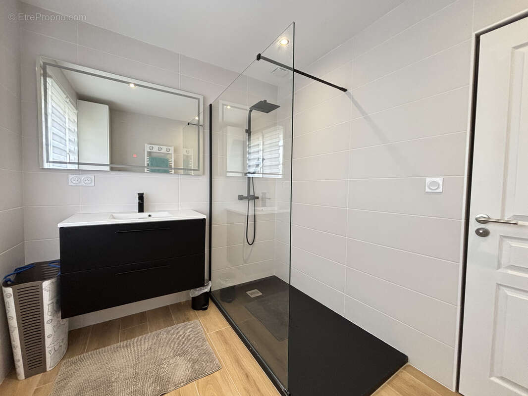 Maison à LE GIROUARD