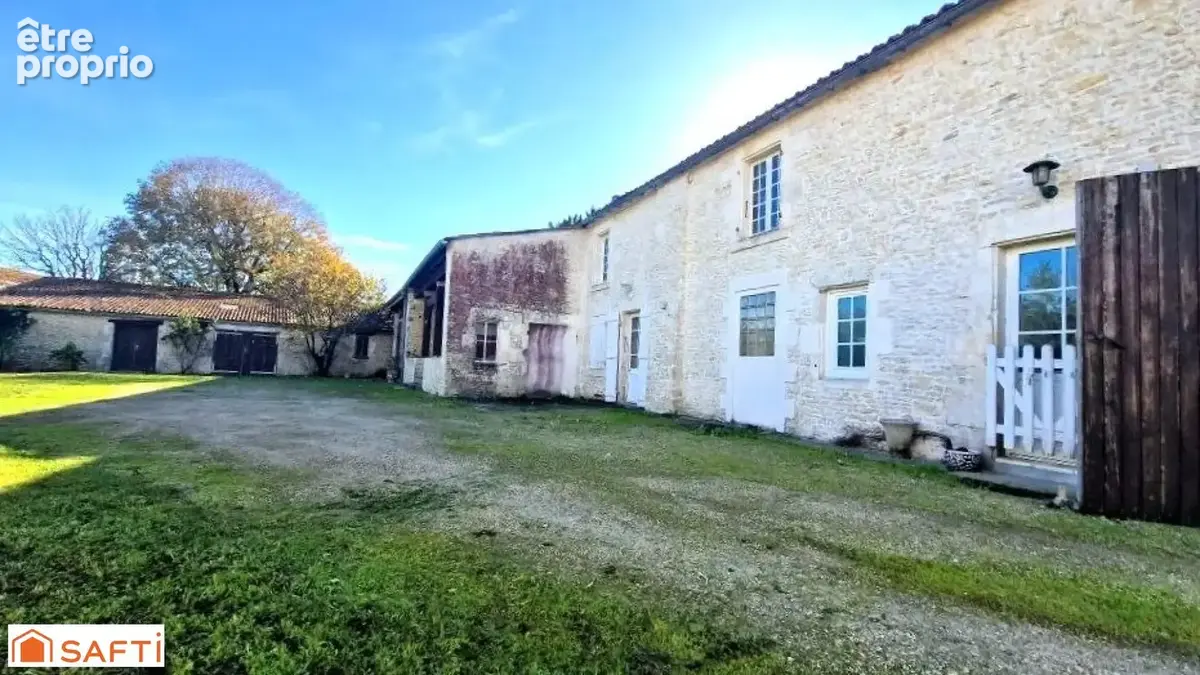 Photo 1 - Maison à SAINT-SAUVEUR-D'AUNIS