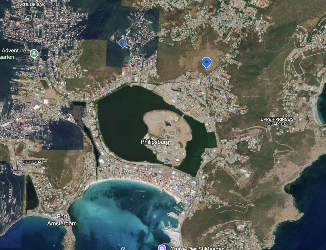 Terrain à SAINT-MARTIN