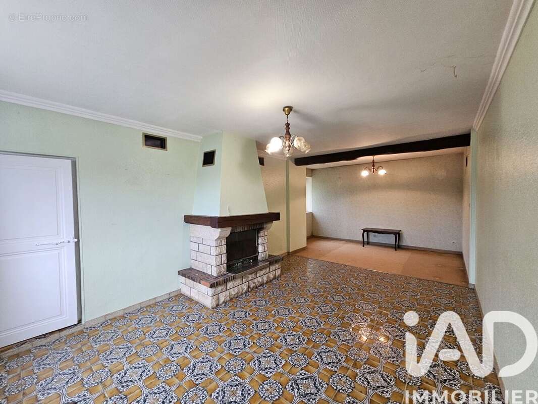 Photo 5 - Maison à MONTFORT-LE-GESNOIS