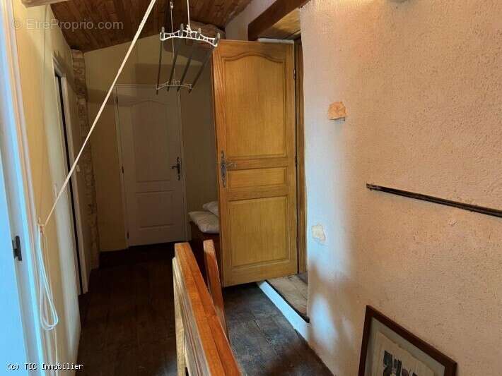 Maison à CELLEFROUIN