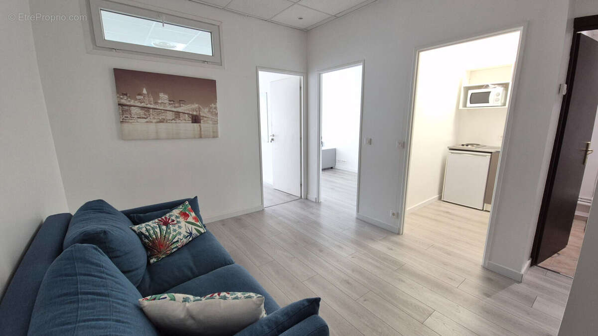 Commerce à MOUANS-SARTOUX