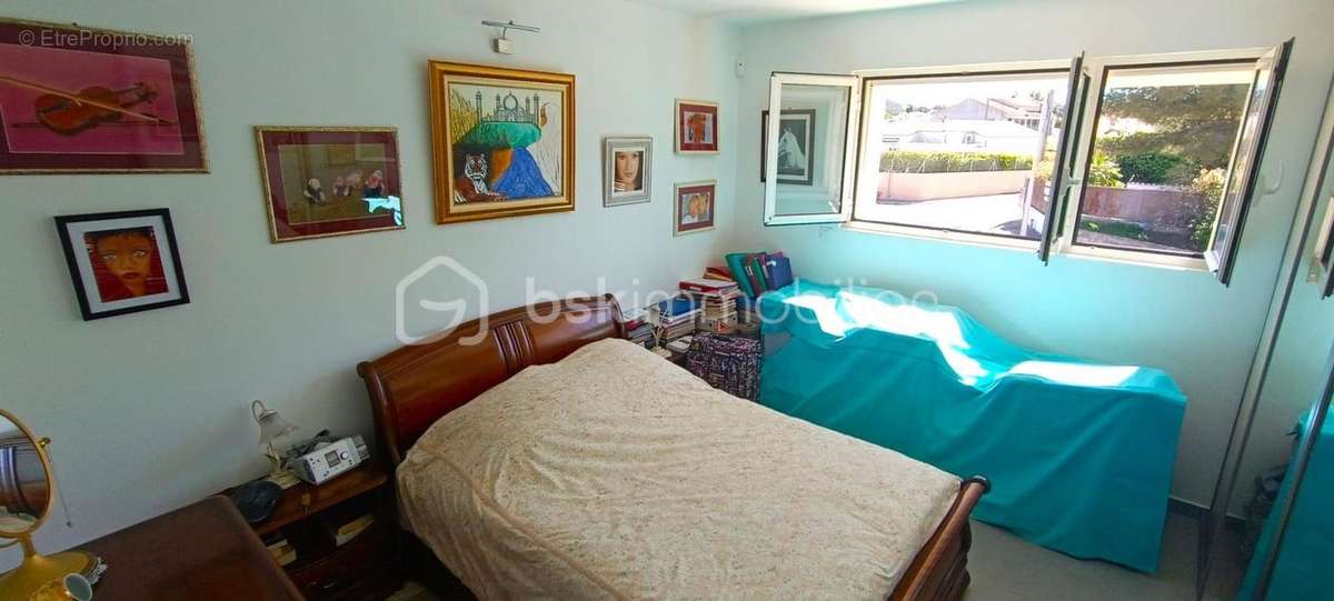 Appartement à SIX-FOURS-LES-PLAGES