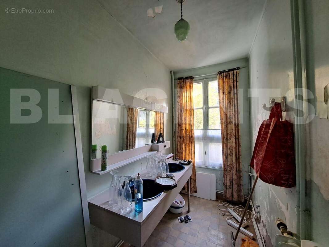 WhatsApp Image 2025-11-05 at 13 - Maison à DUN-SUR-MEUSE