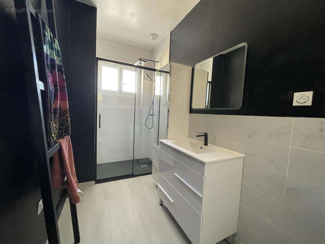 Maison lumineuse avec sous-sol - photo 4