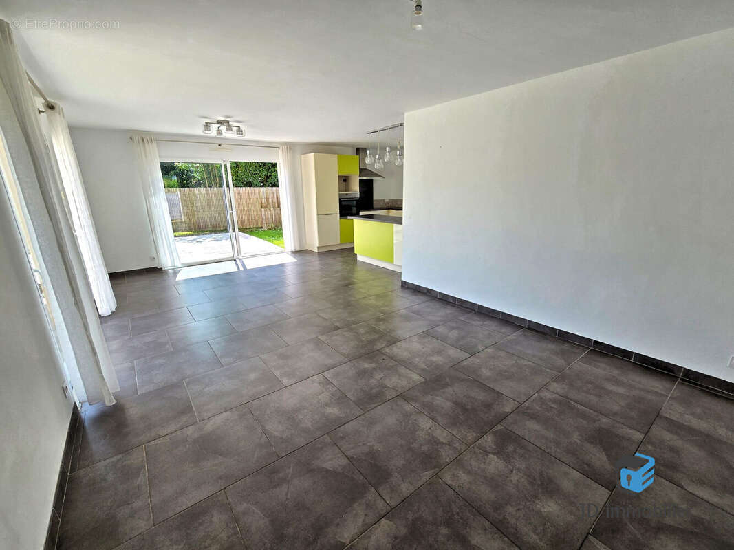 Maison à L&#039;HERBERGEMENT