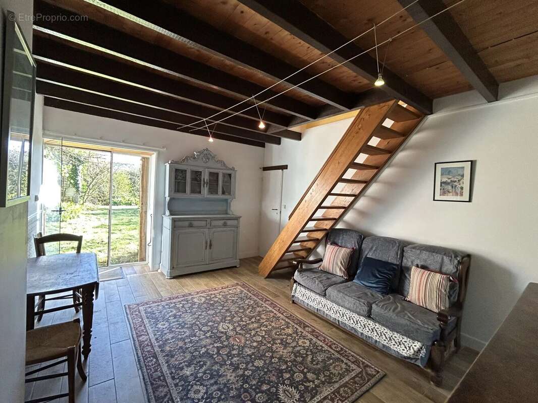 Maison à SAUZE-VAUSSAIS