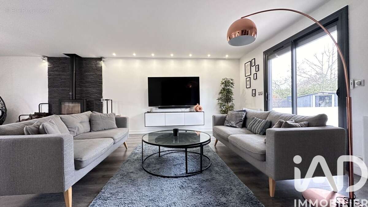 Photo 3 - Maison à ELANCOURT