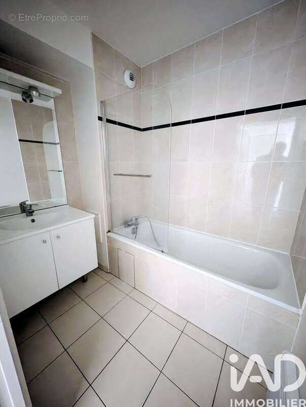 Photo 9 - Appartement à EZANVILLE