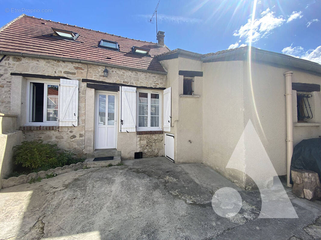 Maison à ROUVILLE