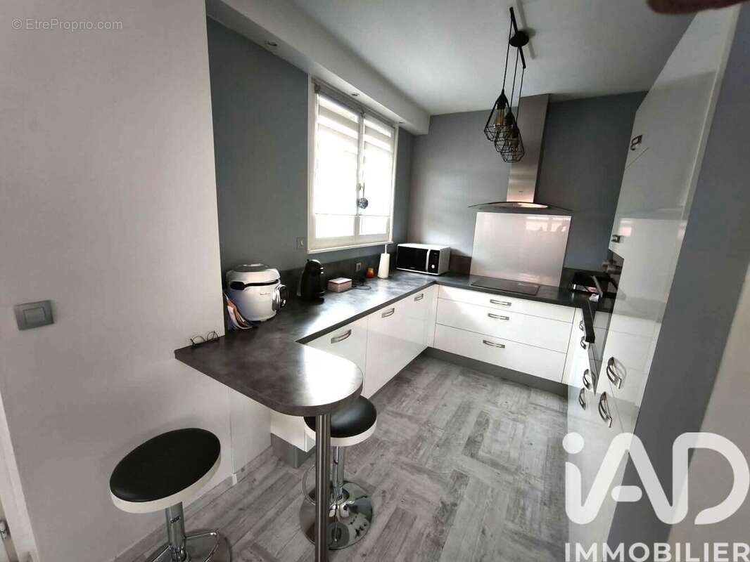 Maison 91 m² à Beauchamps  - photo 2