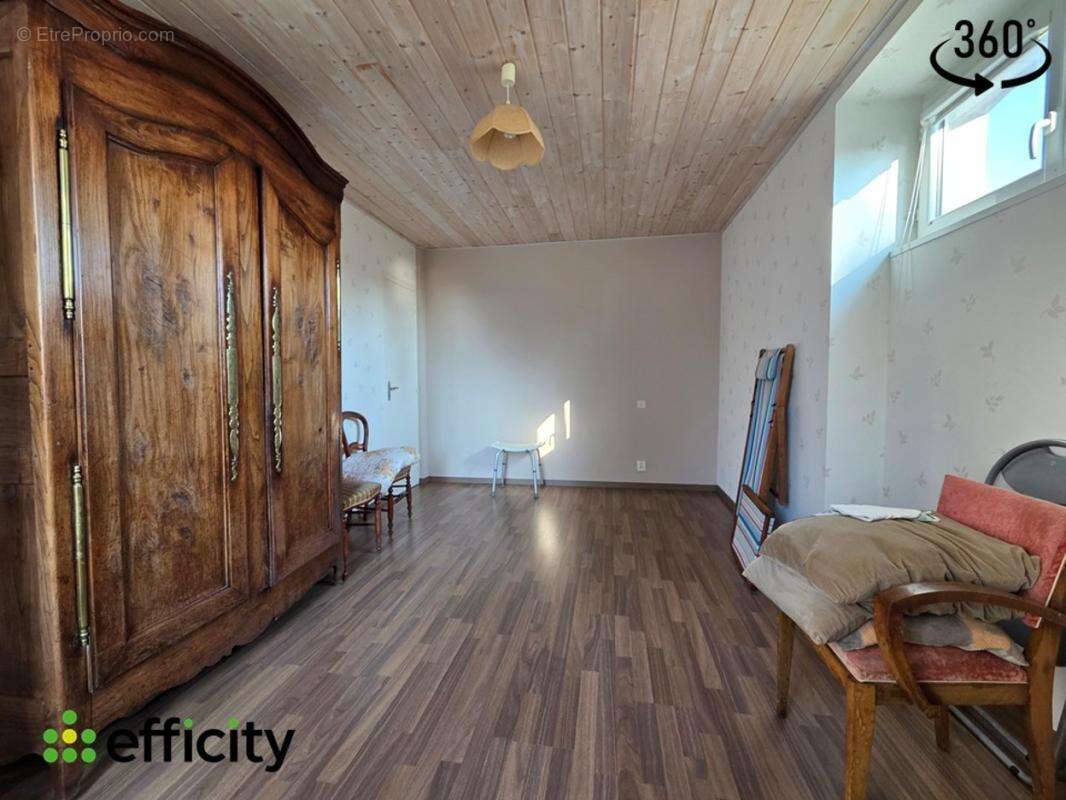 Maison à SAINT-PIERRE-DE-PLESGUEN