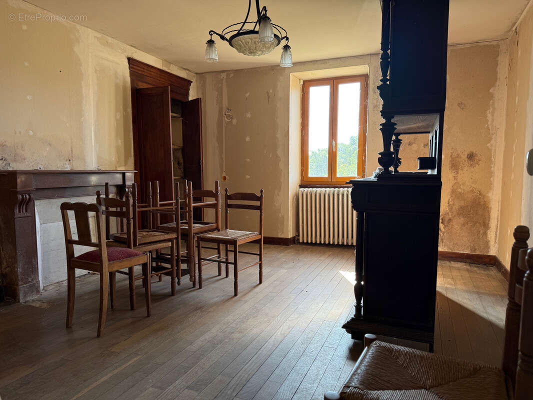 Maison à PIONSAT