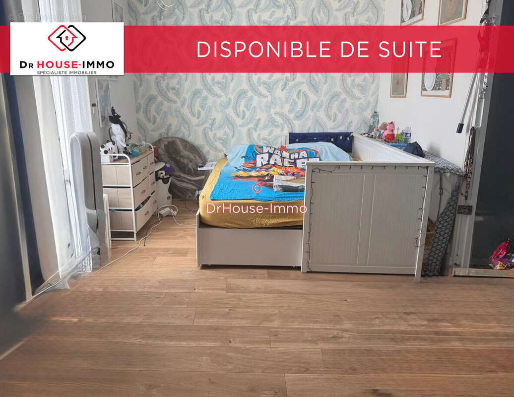 Maison à SAINT-PIERRE-LES-NEMOURS