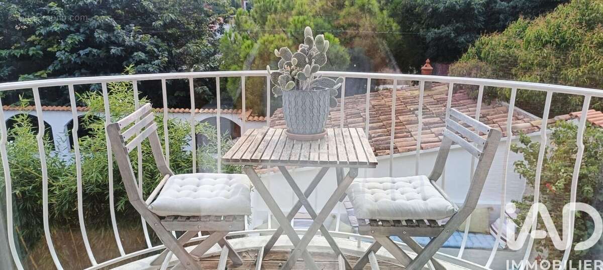 Photo 2 - Maison à MARSEILLE-13E