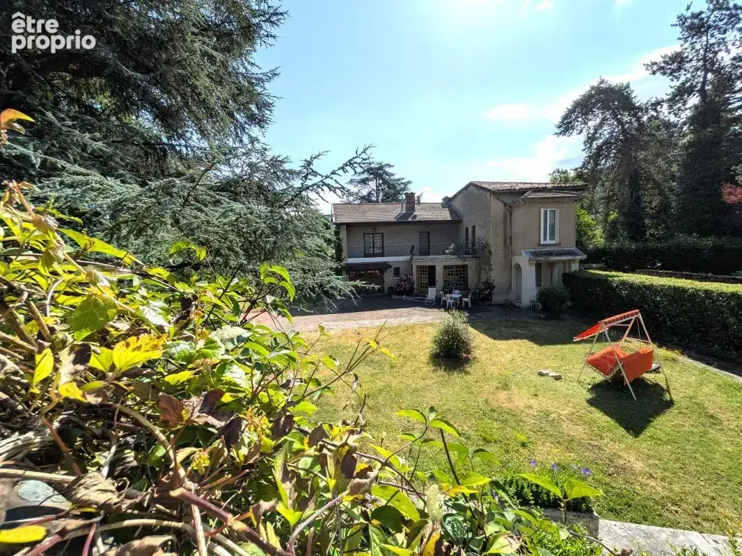 Grande maison familiale au coeur du village de SAINT POINT - photo 19