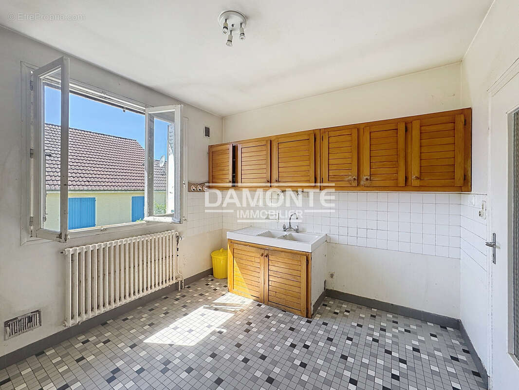 Saint andre les vergers - maison 4 chambres - photo 5